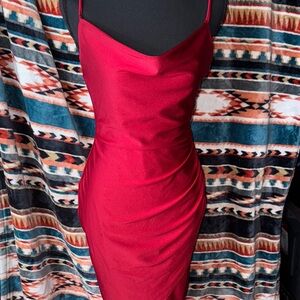 Elegant Red Spaghetti Strap Dress‎